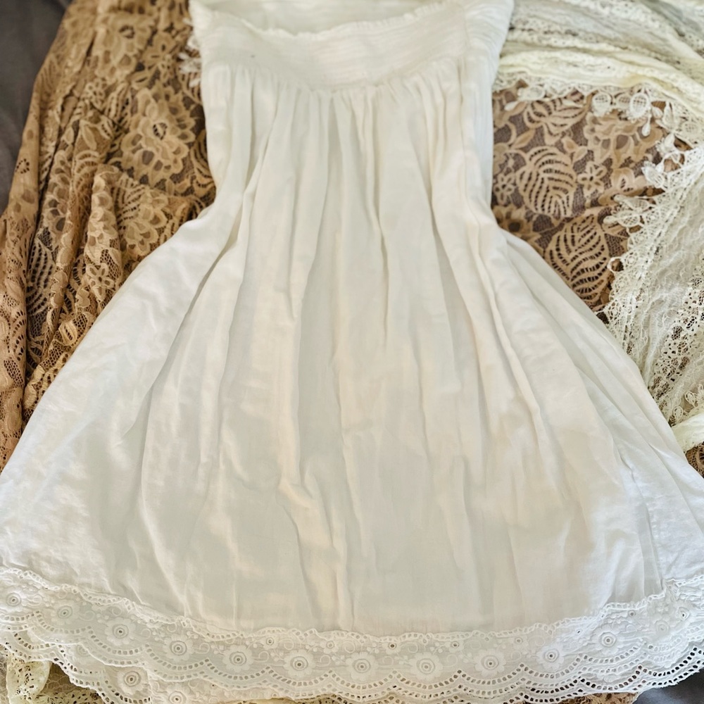 White strapless summer dress - Picture 2 of 6